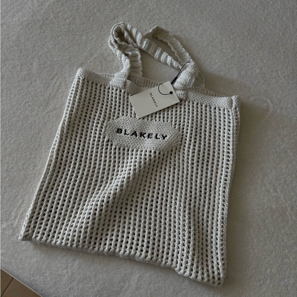Crochet Tote Bag by Blakely